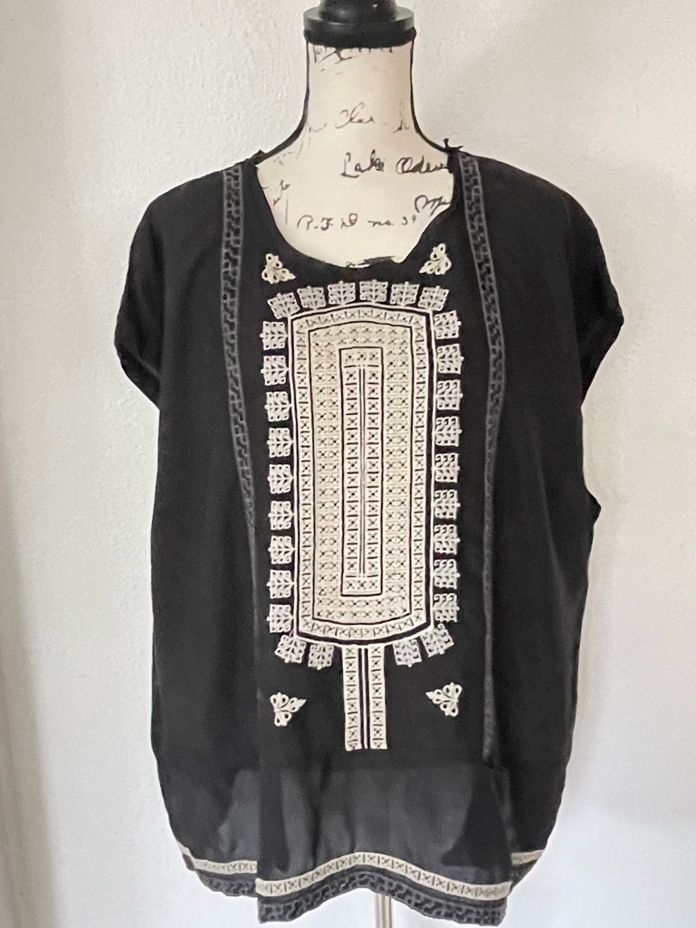 Biya Johnny Was Black Embroidered Women’s Tunic Top